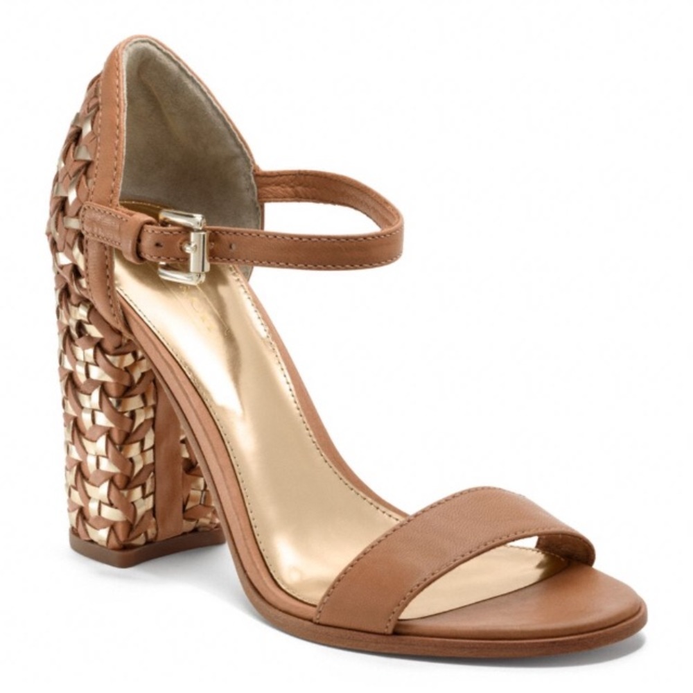 🍊 COACH Terri Veg Calf Chunky Heels - Q1879